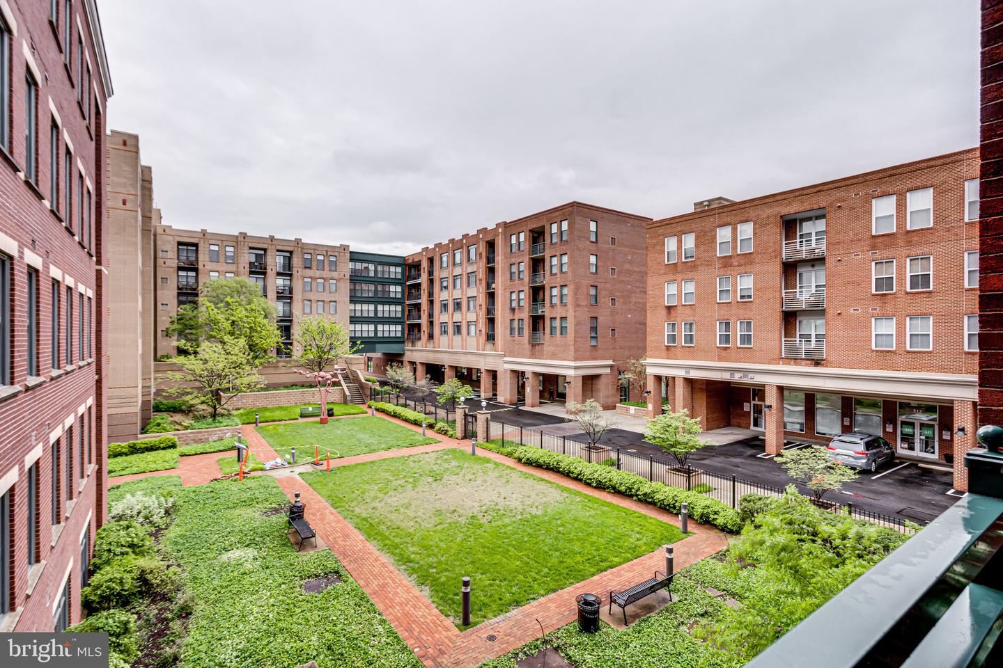 1111 ORONOCO ST #430, ALEXANDRIA, Virginia 22314, 2 Bedrooms Bedrooms, ,2 BathroomsBathrooms,Residential,For sale,1111 ORONOCO ST #430,VAAX2039728 MLS # VAAX2039728