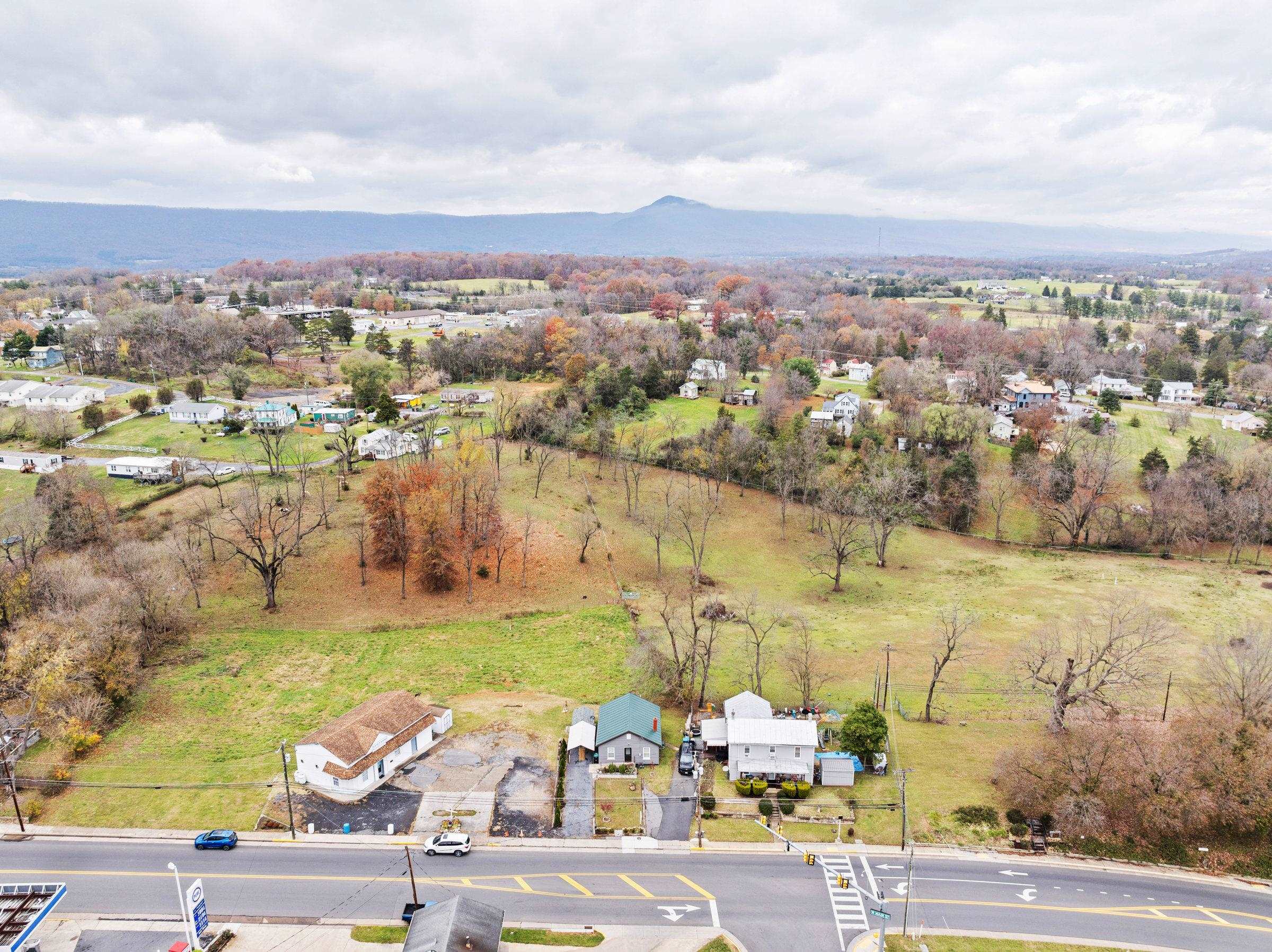 504 W MAIN ST, LURAY, Virginia 22835, 1 Bedroom Bedrooms, ,1 BathroomBathrooms,Residential,504 W MAIN ST,658910 MLS # 658910