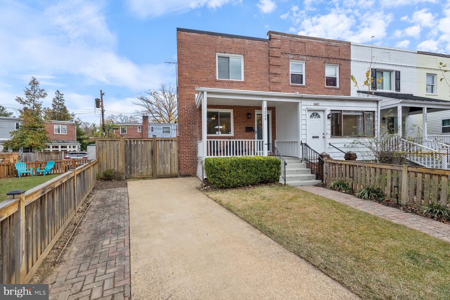 3009 FULTON ST, ALEXANDRIA, Virginia 22305, 2 Bedrooms Bedrooms, ,2 BathroomsBathrooms,Residential,For sale,3009 FULTON ST,VAAX2039684 MLS # VAAX2039684