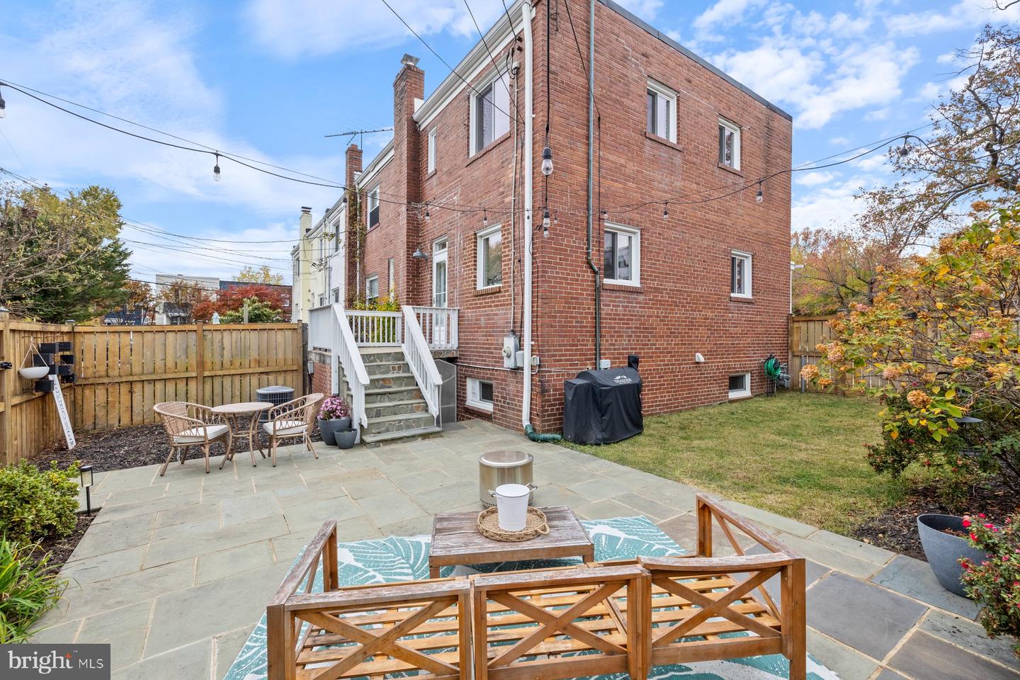 3009 FULTON ST, ALEXANDRIA, Virginia 22305, 2 Bedrooms Bedrooms, ,2 BathroomsBathrooms,Residential,For sale,3009 FULTON ST,VAAX2039684 MLS # VAAX2039684