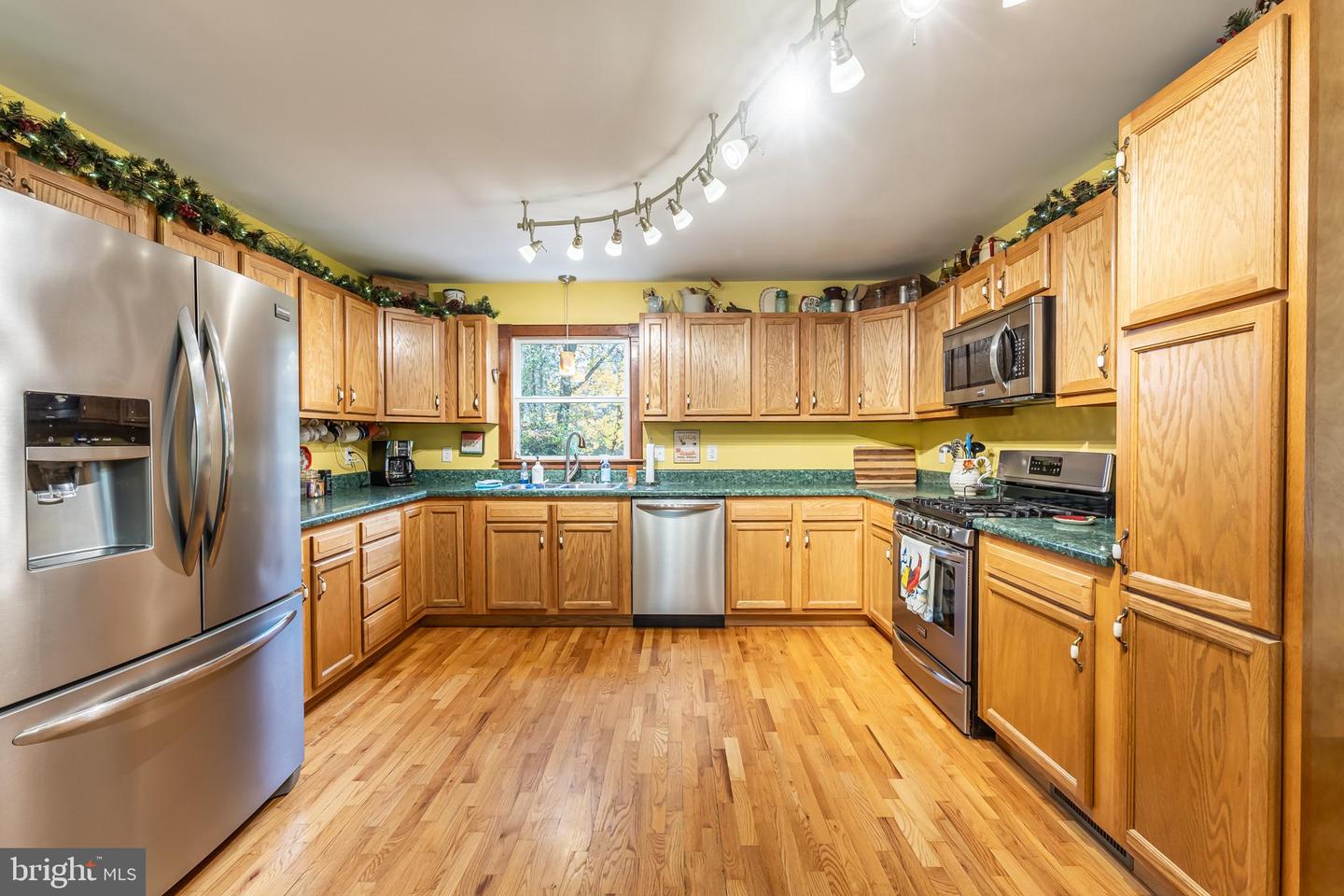 689 MUTTON HOLLOW RD, STANARDSVILLE, Virginia 22973, 4 Bedrooms Bedrooms, ,3 BathroomsBathrooms,Residential,For sale,689 MUTTON HOLLOW RD,VAGR2000588 MLS # VAGR2000588