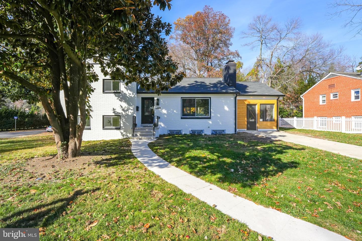 3208 WHITE ST, FALLS CHURCH, Virginia 22044, 5 Bedrooms Bedrooms, ,3 BathroomsBathrooms,Residential,For sale,3208 WHITE ST,VAFX2208828 MLS # VAFX2208828