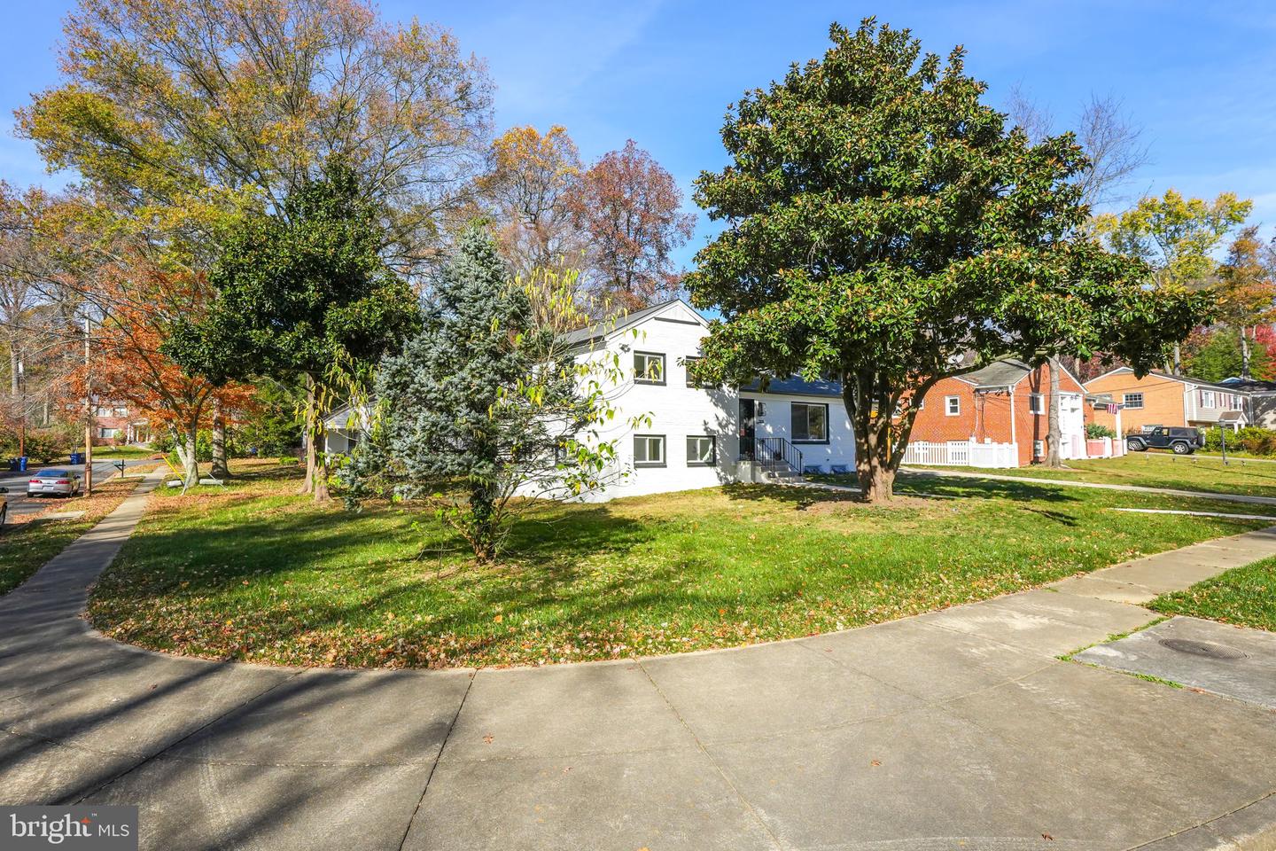 3208 WHITE ST, FALLS CHURCH, Virginia 22044, 5 Bedrooms Bedrooms, ,3 BathroomsBathrooms,Residential,For sale,3208 WHITE ST,VAFX2208828 MLS # VAFX2208828