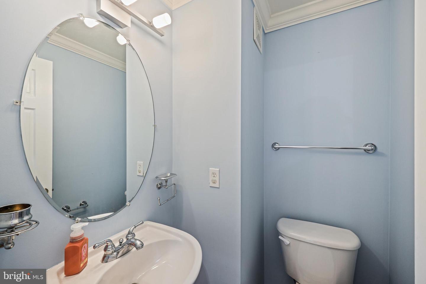 2320 LANGSTON BLVD, ARLINGTON, Virginia 22201, 4 Bedrooms Bedrooms, ,3 BathroomsBathrooms,Residential,For sale,2320 LANGSTON BLVD,VAAR2050364 MLS # VAAR2050364