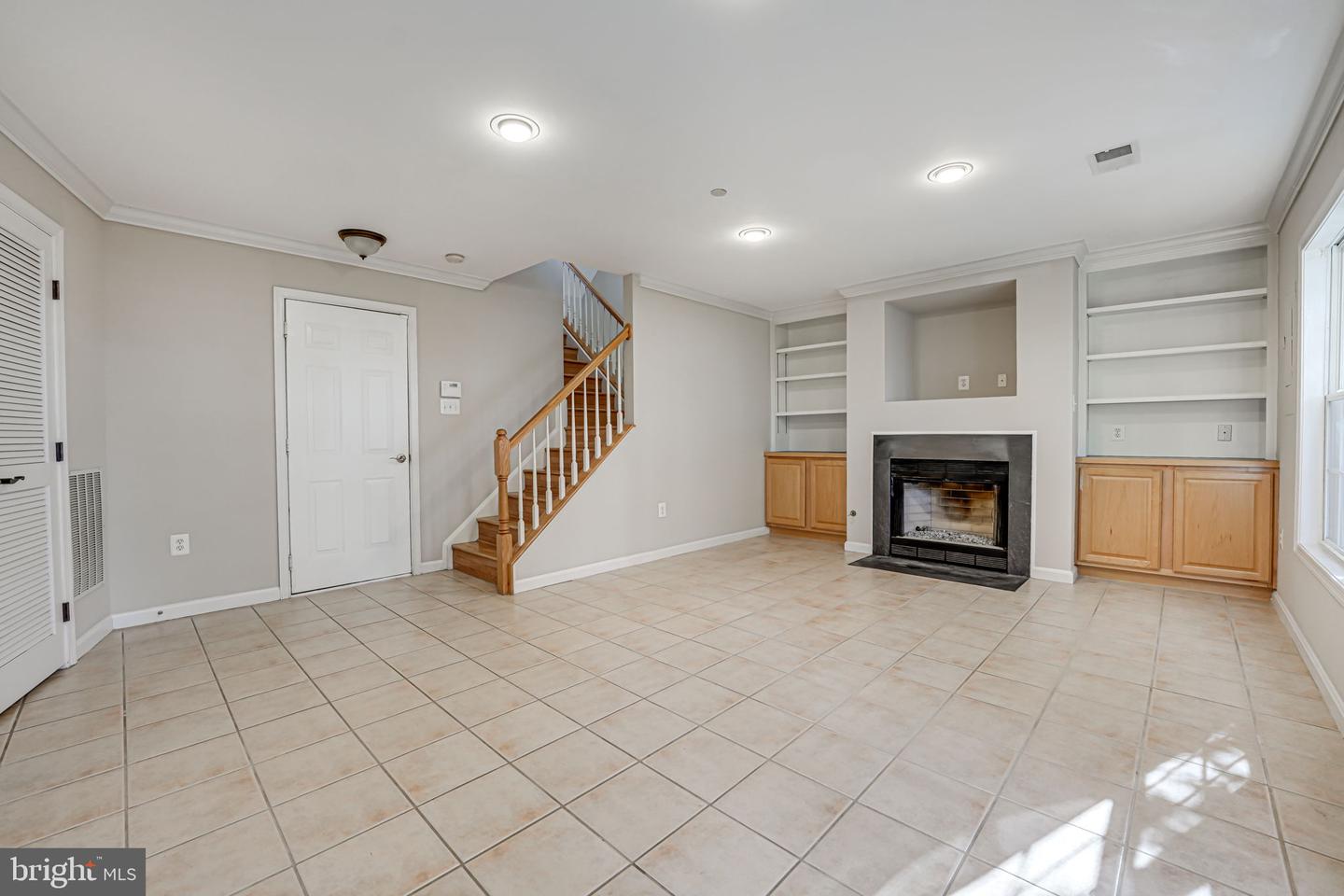 435 CLAYTON LN, ALEXANDRIA, Virginia 22304, 3 Bedrooms Bedrooms, 13 Rooms Rooms,2 BathroomsBathrooms,Residential,For sale,435 CLAYTON LN,VAAX2039392 MLS # VAAX2039392