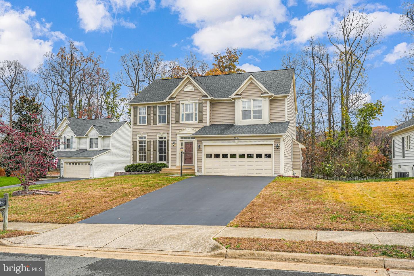 1843 STRICKLAND CT, WOODBRIDGE, Virginia 22191, 5 Bedrooms Bedrooms, ,4 BathroomsBathrooms,Residential,For sale,1843 STRICKLAND CT,VAPW2082894 MLS # VAPW2082894