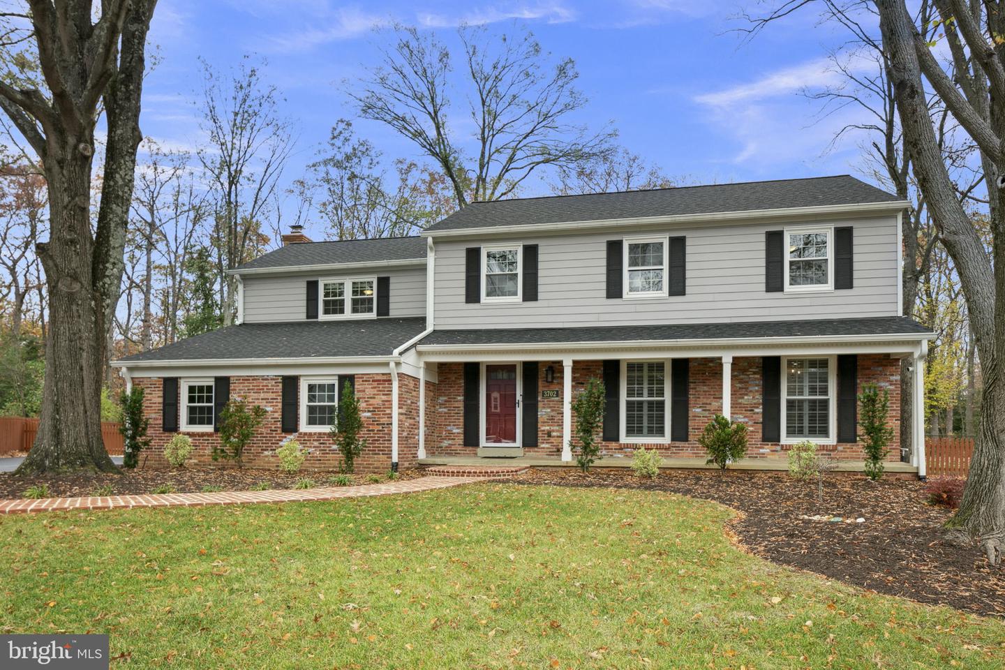 3702 CARRIAGE HOUSE CT, ALEXANDRIA, Virginia 22309, 5 Bedrooms Bedrooms, ,2 BathroomsBathrooms,Residential,For sale,3702 CARRIAGE HOUSE CT,VAFX2210426 MLS # VAFX2210426