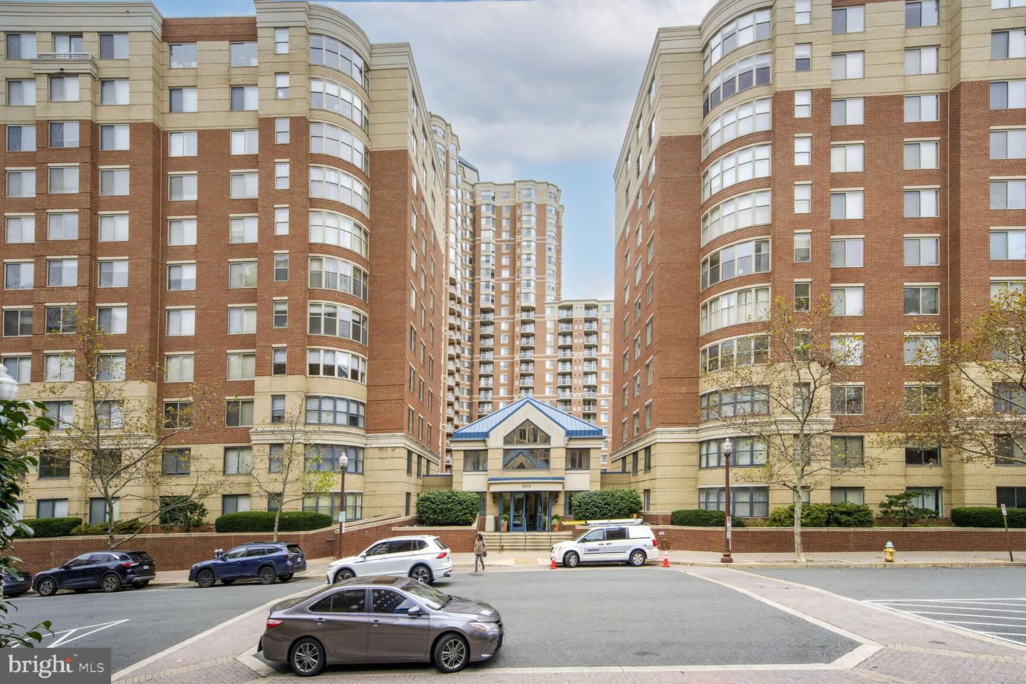 3835 9TH ST N #707E, ARLINGTON, Virginia 22203, 1 Bedroom Bedrooms, ,1 BathroomBathrooms,Residential,For sale,3835 9TH ST N #707E,VAAR2050720 MLS # VAAR2050720