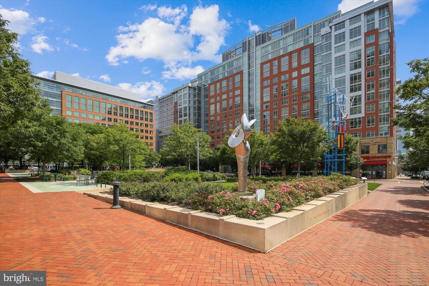 11224 CHESTNUT GROVE SQ #11224-125, RESTON, Virginia 20190, 1 Bedroom Bedrooms, 3 Rooms Rooms,1 BathroomBathrooms,Residential,For sale,11224 CHESTNUT GROVE SQ #11224-125,VAFX2210876 MLS # VAFX2210876