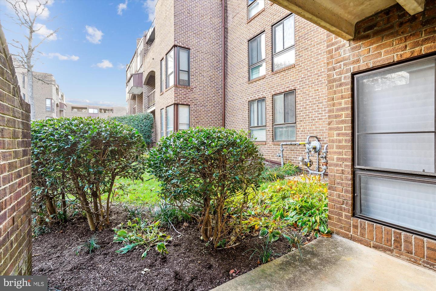 11224 CHESTNUT GROVE SQ #11224-125, RESTON, Virginia 20190, 1 Bedroom Bedrooms, 3 Rooms Rooms,1 BathroomBathrooms,Residential,For sale,11224 CHESTNUT GROVE SQ #11224-125,VAFX2210876 MLS # VAFX2210876