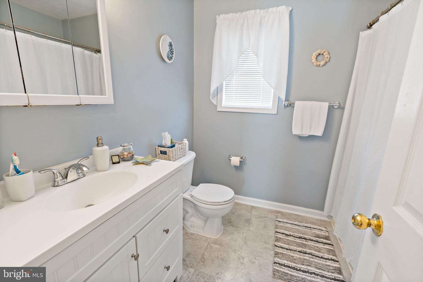 416 RIDGEFIELD AVE, STEPHENS CITY, Virginia 22655, 2 Bedrooms Bedrooms, ,1 BathroomBathrooms,Residential,For sale,416 RIDGEFIELD AVE,VAFV2022990 MLS # VAFV2022990