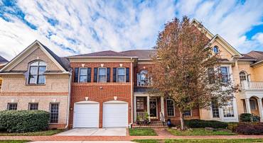 12754 LAVENDER KEEP CIR, FAIRFAX, Virginia 22033, 4 Bedrooms Bedrooms, 12 Rooms Rooms,4 BathroomsBathrooms,Residential,For sale,12754 LAVENDER KEEP CIR,VAFX2211474 MLS # VAFX2211474