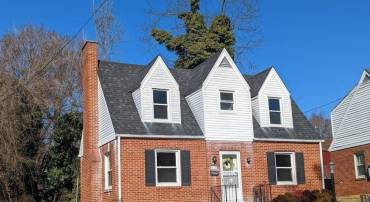 414 BENSON ST, STAUNTON, Virginia 24401, 2 Bedrooms Bedrooms, ,1 BathroomBathrooms,Residential,Benson Beauty,414 BENSON ST,658938 MLS # 658938