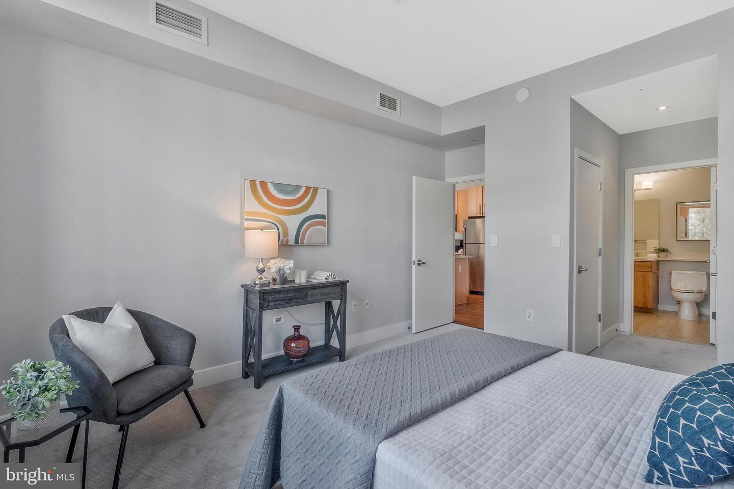 1348 EUCLID ST NW #302, WASHINGTON, District Of Columbia 20009, 1 Bedroom Bedrooms, ,1 BathroomBathrooms,Residential,For sale,1348 EUCLID ST NW #302,DCDC2168644 MLS # DCDC2168644