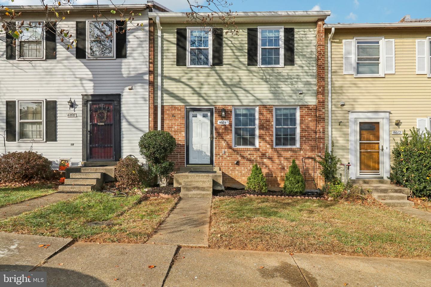 4604 TELFAIR CT, WOODBRIDGE, Virginia 22193, 3 Bedrooms Bedrooms, ,2 BathroomsBathrooms,Residential,For sale,4604 TELFAIR CT,VAPW2083214 MLS # VAPW2083214