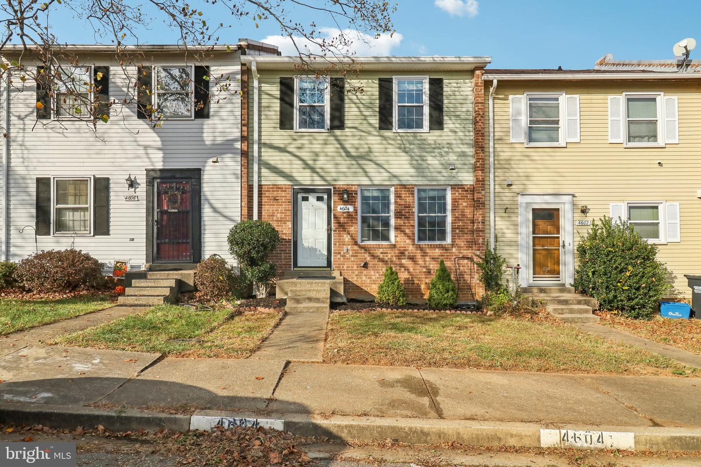 4604 TELFAIR CT, WOODBRIDGE, Virginia 22193, 3 Bedrooms Bedrooms, ,2 BathroomsBathrooms,Residential,For sale,4604 TELFAIR CT,VAPW2083214 MLS # VAPW2083214