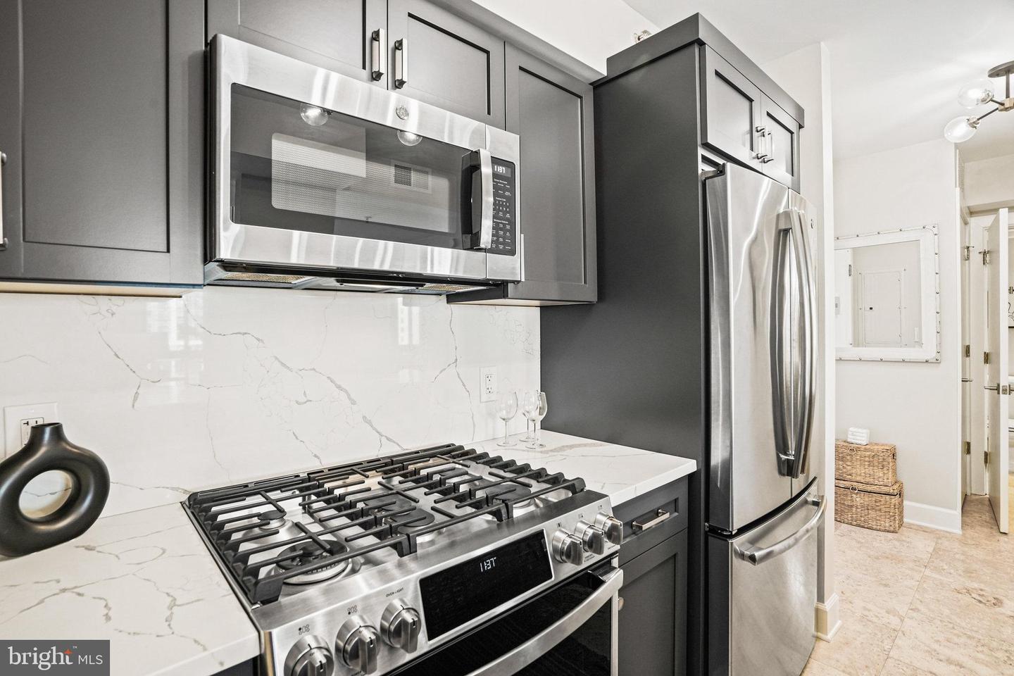 1000 NEW JERSEY AVE SE #619, WASHINGTON, District Of Columbia 20003, 2 Bedrooms Bedrooms, ,2 BathroomsBathrooms,Residential,For sale,1000 NEW JERSEY AVE SE #619,DCDC2169626 MLS # DCDC2169626