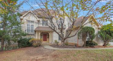 1450 CARRINGTON RIDGE LN, VIENNA, Virginia 22182, 5 Bedrooms Bedrooms, ,4 BathroomsBathrooms,Residential,For sale,1450 CARRINGTON RIDGE LN,VAFX2209928 MLS # VAFX2209928