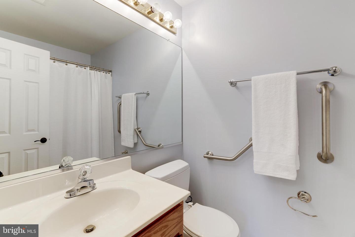 11782 ROCKAWAY LN, FAIRFAX, Virginia 22030, 2 Bedrooms Bedrooms, ,2 BathroomsBathrooms,Residential,For sale,11782 ROCKAWAY LN,VAFX2210568 MLS # VAFX2210568