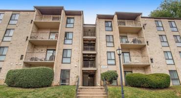 6151 EDSALL RD #M, ALEXANDRIA, Virginia 22304, 2 Bedrooms Bedrooms, ,1 BathroomBathrooms,Residential,For sale,6151 EDSALL RD #M,VAAX2039662 MLS # VAAX2039662