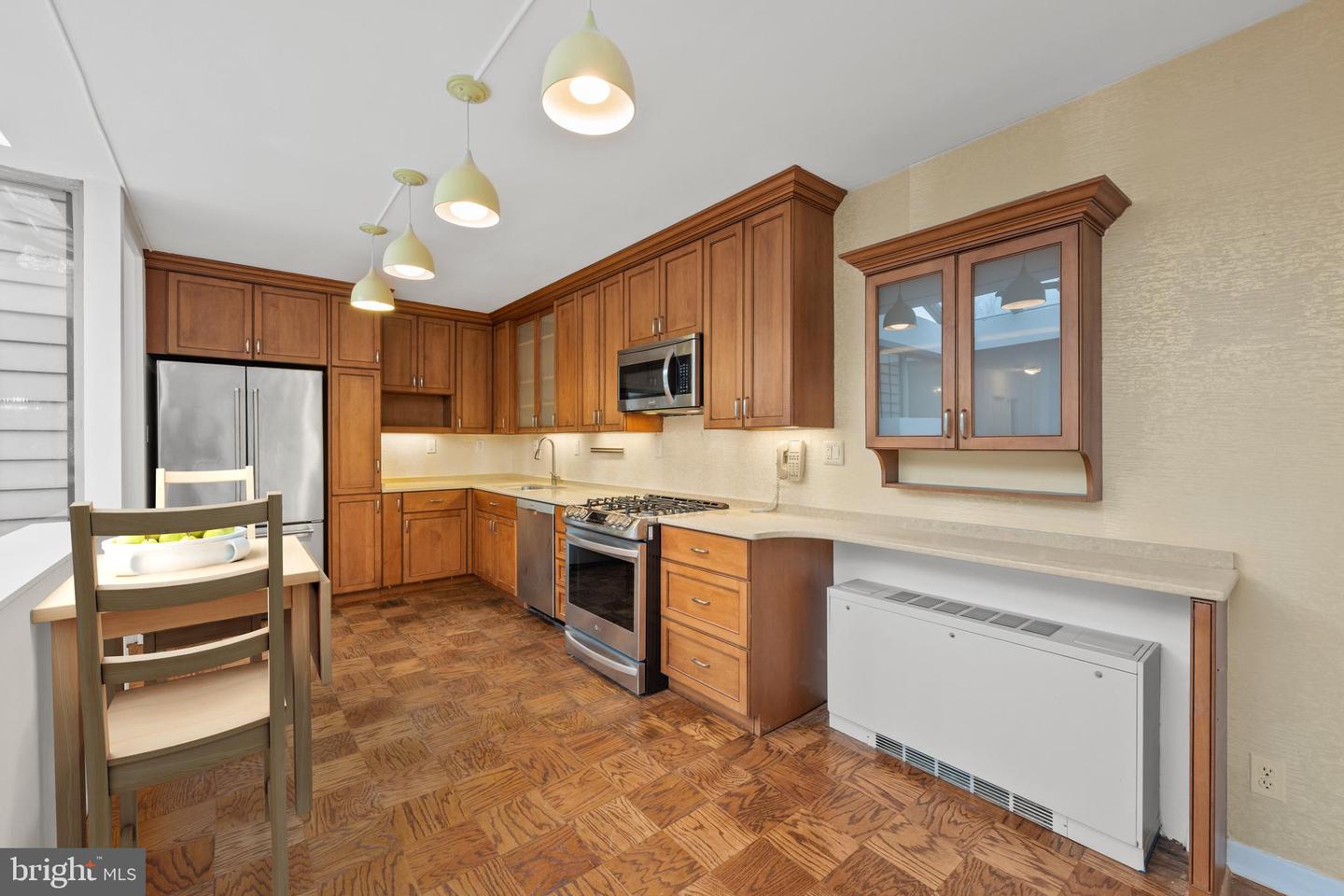 4100 CATHEDRAL AVE NW #PH-6, WASHINGTON, District Of Columbia 20016, 2 Bedrooms Bedrooms, ,1 BathroomBathrooms,Residential,For sale,4100 CATHEDRAL AVE NW #PH-6,DCDC2169380 MLS # DCDC2169380