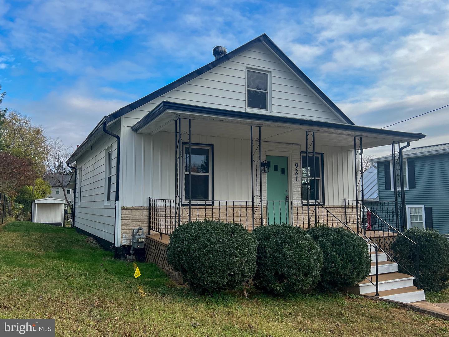 921 TERRACE, CULPEPER, Virginia 22701, 4 Bedrooms Bedrooms, ,2 BathroomsBathrooms,Residential,For sale,921 TERRACE,VACU2009304 MLS # VACU2009304