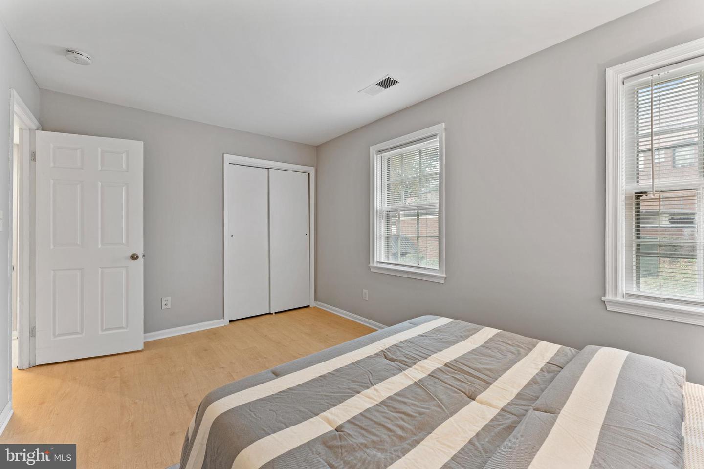 3824 V ST SE #101, WASHINGTON, District Of Columbia 20020, 2 Bedrooms Bedrooms, ,1 BathroomBathrooms,Residential,For sale,3824 V ST SE #101,DCDC2169592 MLS # DCDC2169592