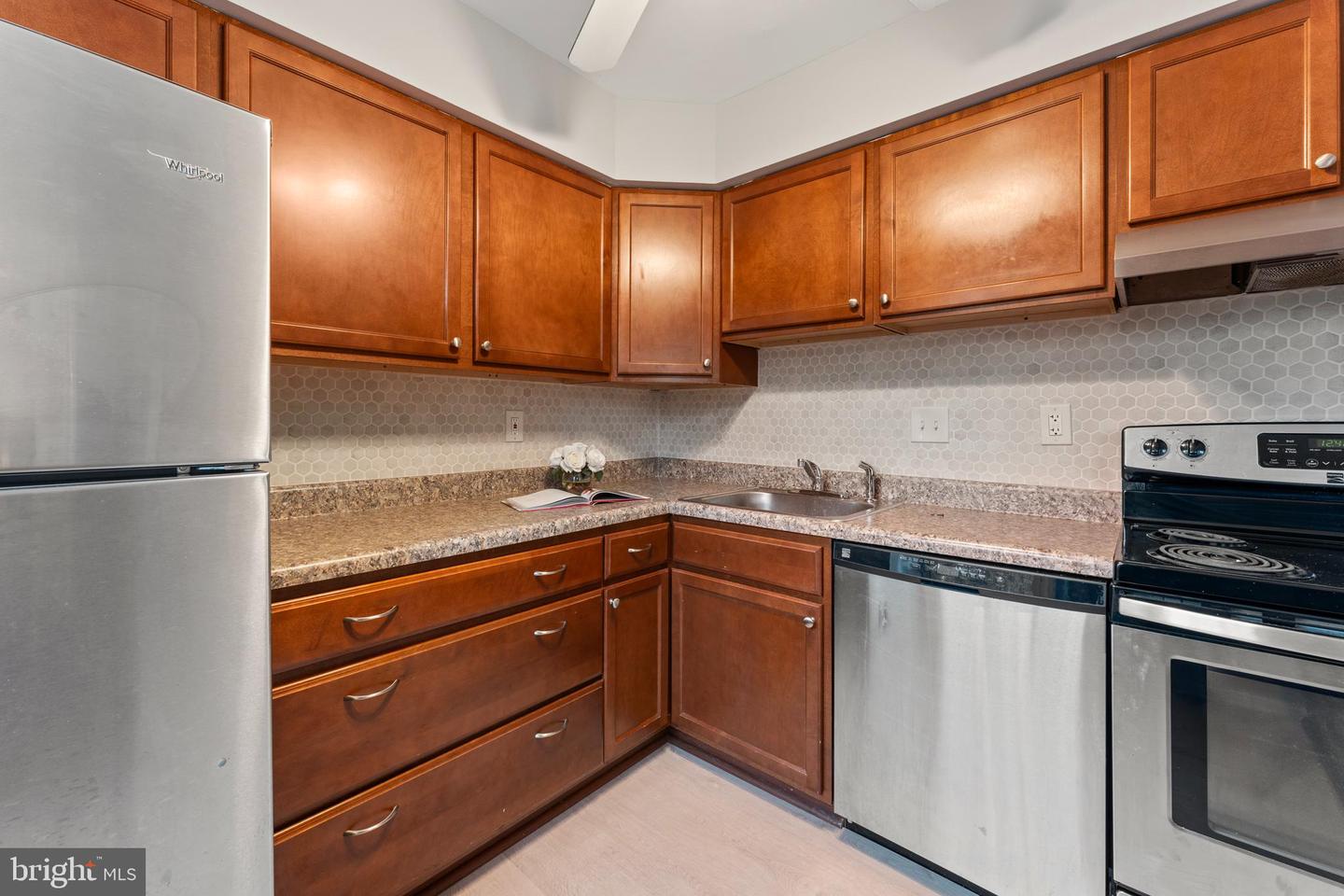 3824 V ST SE #101, WASHINGTON, District Of Columbia 20020, 2 Bedrooms Bedrooms, ,1 BathroomBathrooms,Residential,For sale,3824 V ST SE #101,DCDC2169592 MLS # DCDC2169592