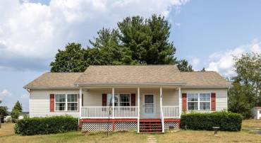 7-B MOYER AVE, LURAY, Virginia 22835, 3 Bedrooms Bedrooms, ,2 BathroomsBathrooms,Residential,For sale,7-B MOYER AVE,VAPA2003864 MLS # VAPA2003864