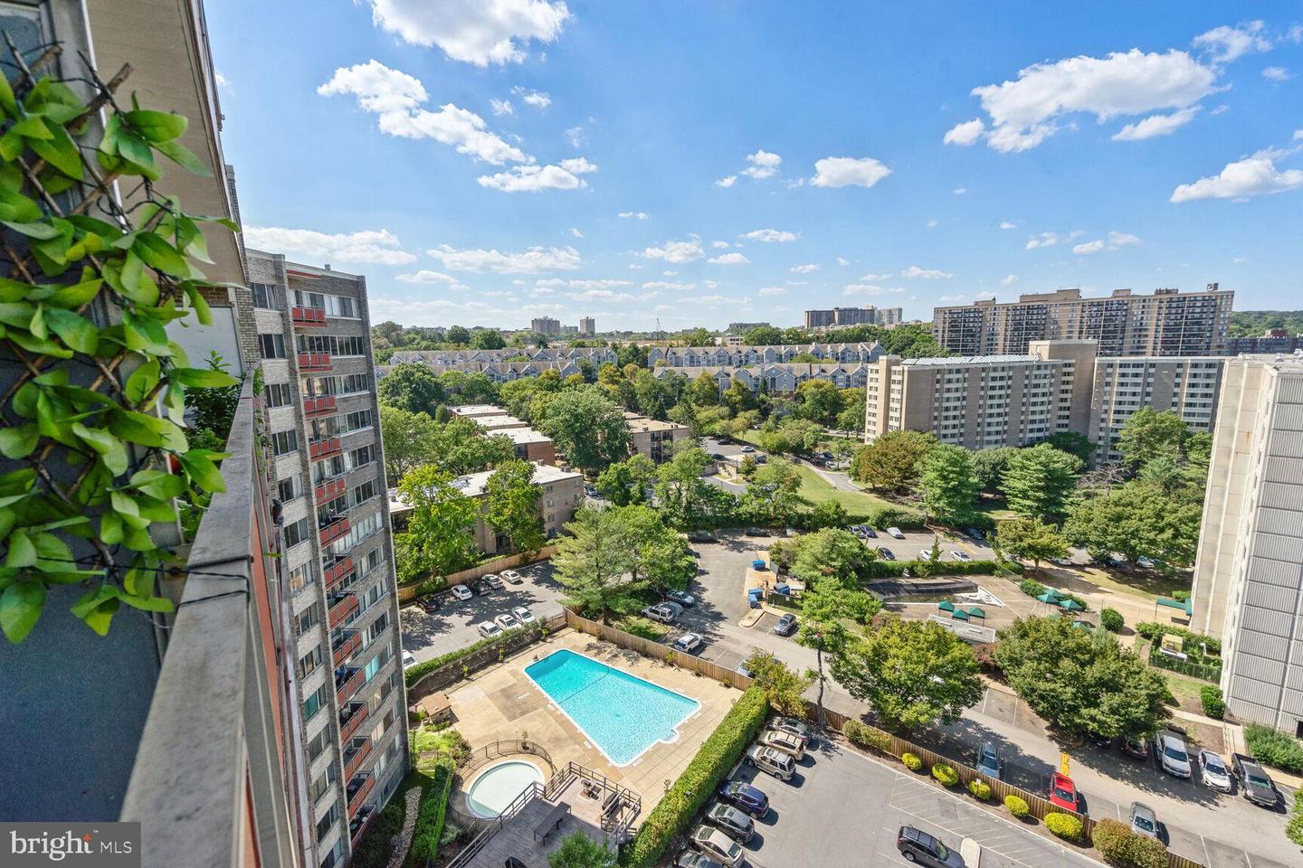 5340 HOLMES RUN PKWY #1510, ALEXANDRIA, Virginia 22304, 2 Bedrooms Bedrooms, ,1 BathroomBathrooms,Residential,For sale,5340 HOLMES RUN PKWY #1510,VAAX2037792 MLS # VAAX2037792