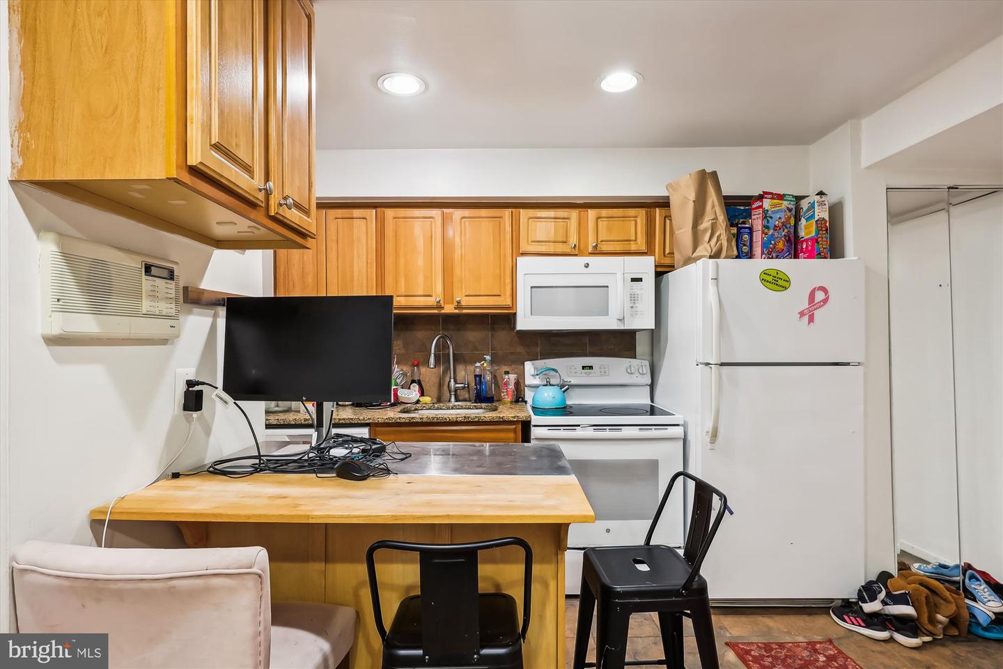 3426 16TH ST NW #T-1, WASHINGTON, District Of Columbia 20010, 1 Bedroom Bedrooms, ,1 BathroomBathrooms,Residential,For sale,3426 16TH ST NW #T-1,DCDC2165240 MLS # DCDC2165240