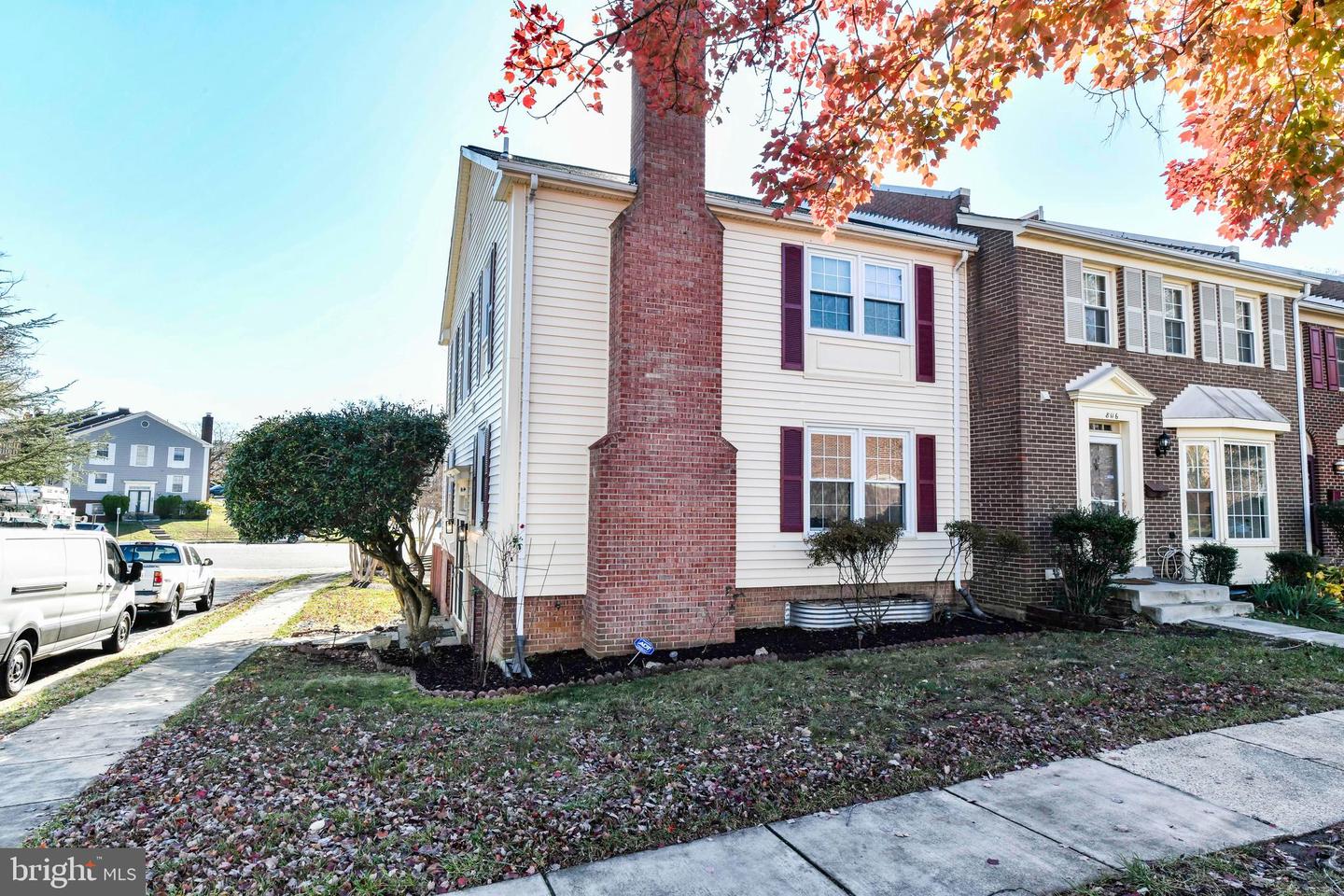 8118 SLEEPY VIEW LN, SPRINGFIELD, Virginia 22153, 4 Bedrooms Bedrooms, ,2 BathroomsBathrooms,Residential,For sale,8118 SLEEPY VIEW LN,VAFX2211400 MLS # VAFX2211400