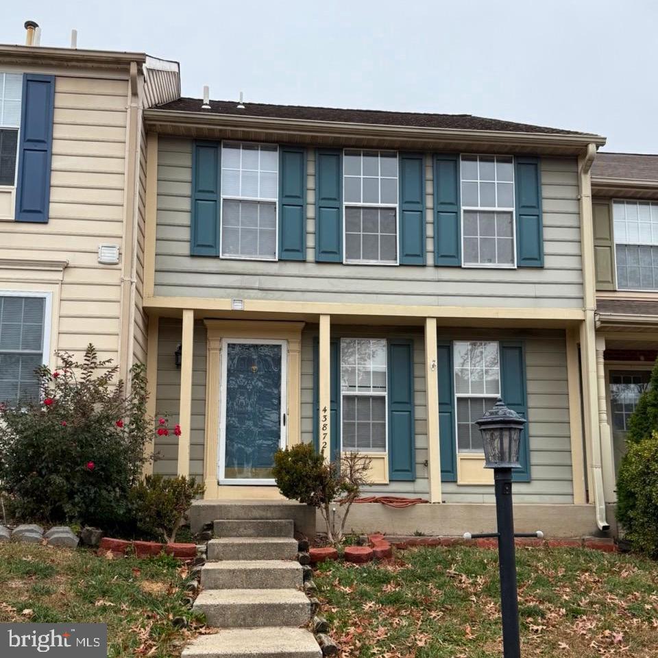 43872 CHLOE TER, ASHBURN, Virginia 20147, 3 Bedrooms Bedrooms, ,3 BathroomsBathrooms,Residential,For sale,43872 CHLOE TER,VALO2084134 MLS # VALO2084134