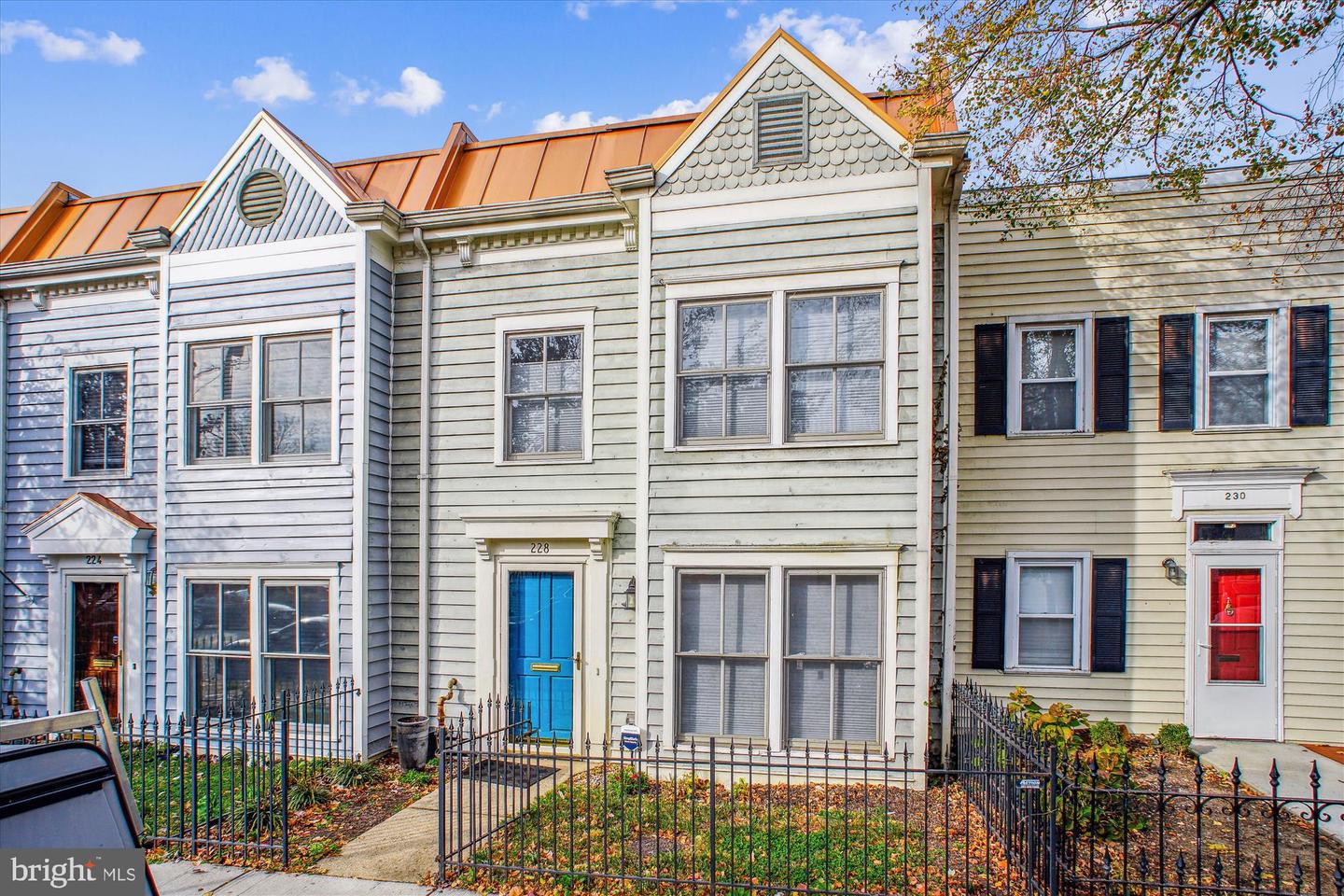 228 N PAYNE ST, ALEXANDRIA, Virginia 22314, 3 Bedrooms Bedrooms, ,2 BathroomsBathrooms,Residential,For sale,228 N PAYNE ST,VAAX2039742 MLS # VAAX2039742