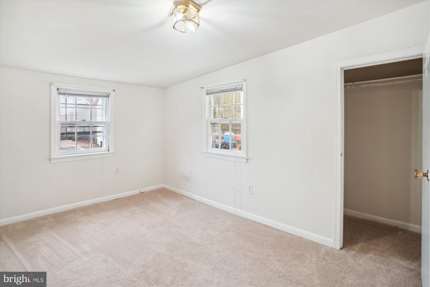 216 N PAYNE ST, ALEXANDRIA, Virginia 22314, 2 Bedrooms Bedrooms, ,1 BathroomBathrooms,Residential,For sale,216 N PAYNE ST,VAAX2039750 MLS # VAAX2039750