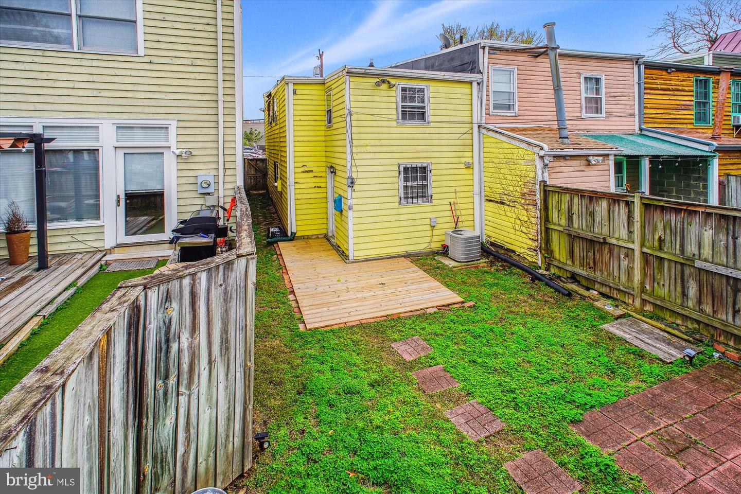 216 N PAYNE ST, ALEXANDRIA, Virginia 22314, 2 Bedrooms Bedrooms, ,1 BathroomBathrooms,Residential,For sale,216 N PAYNE ST,VAAX2039750 MLS # VAAX2039750