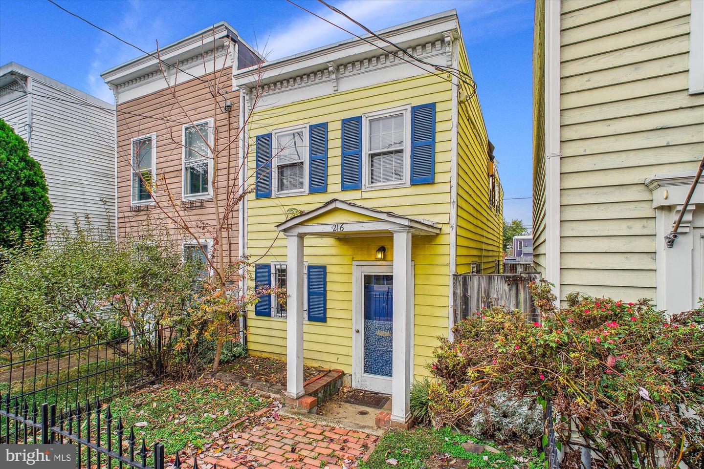 216 N PAYNE ST, ALEXANDRIA, Virginia 22314, 2 Bedrooms Bedrooms, ,1 BathroomBathrooms,Residential,For sale,216 N PAYNE ST,VAAX2039750 MLS # VAAX2039750