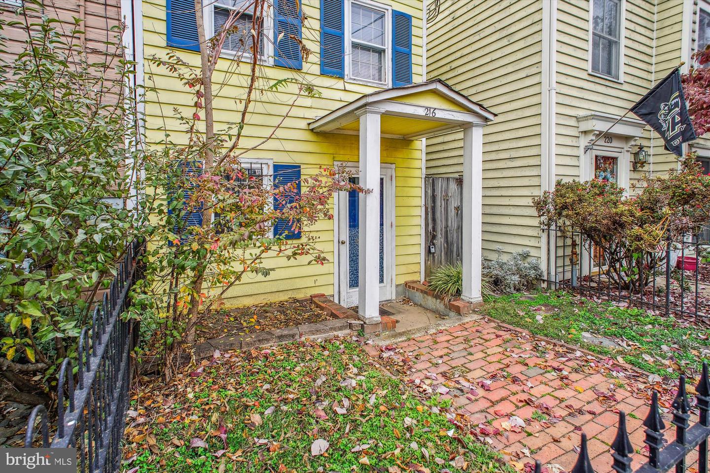 216 N PAYNE ST, ALEXANDRIA, Virginia 22314, 2 Bedrooms Bedrooms, ,1 BathroomBathrooms,Residential,For sale,216 N PAYNE ST,VAAX2039750 MLS # VAAX2039750