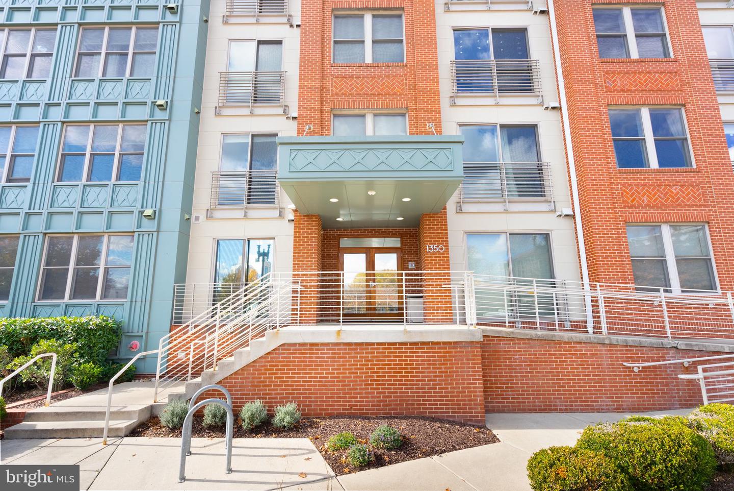 1350 MARYLAND AVE NE #114, WASHINGTON, District Of Columbia 20002, 1 Bedroom Bedrooms, ,1 BathroomBathrooms,Residential,For sale,1350 MARYLAND AVE NE #114,DCDC2169672 MLS # DCDC2169672