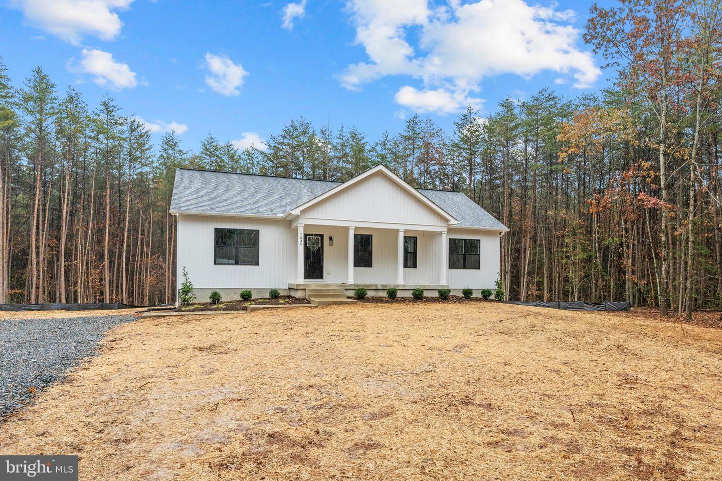 7535 GRAND BROOKS RD, SPOTSYLVANIA, Virginia 22551, 5 Bedrooms Bedrooms, ,3 BathroomsBathrooms,Residential,For sale,7535 GRAND BROOKS RD,VASP2029360 MLS # VASP2029360