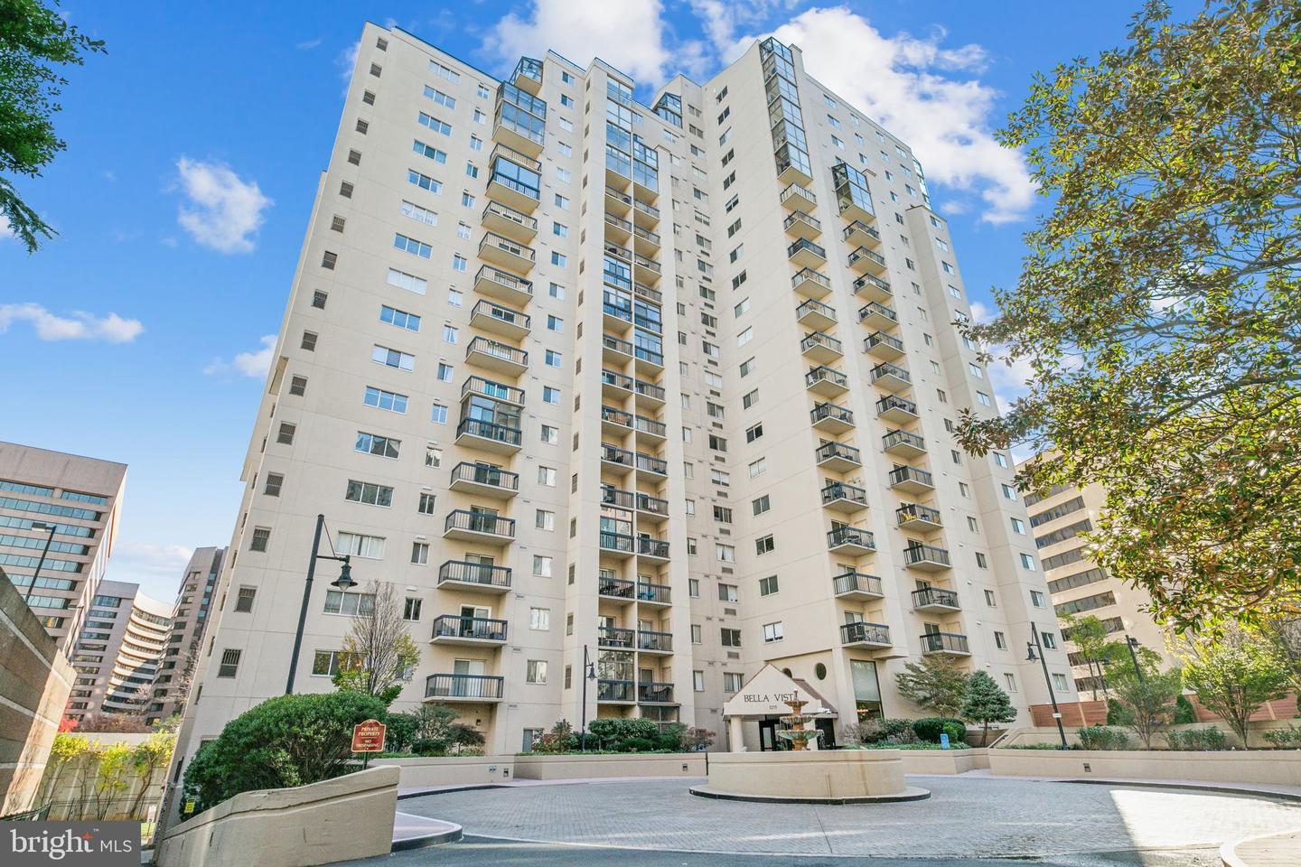 1211 S EADS ST #1211, ARLINGTON, Virginia 22202, 1 Bedroom Bedrooms, ,1 BathroomBathrooms,Residential,For sale,1211 S EADS ST #1211,VAAR2046506 MLS # VAAR2046506