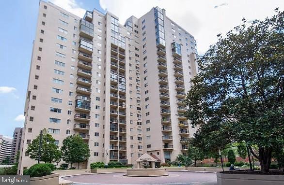 1211 S EADS ST #1211, ARLINGTON, Virginia 22202, 1 Bedroom Bedrooms, ,1 BathroomBathrooms,Residential,For sale,1211 S EADS ST #1211,VAAR2046506 MLS # VAAR2046506