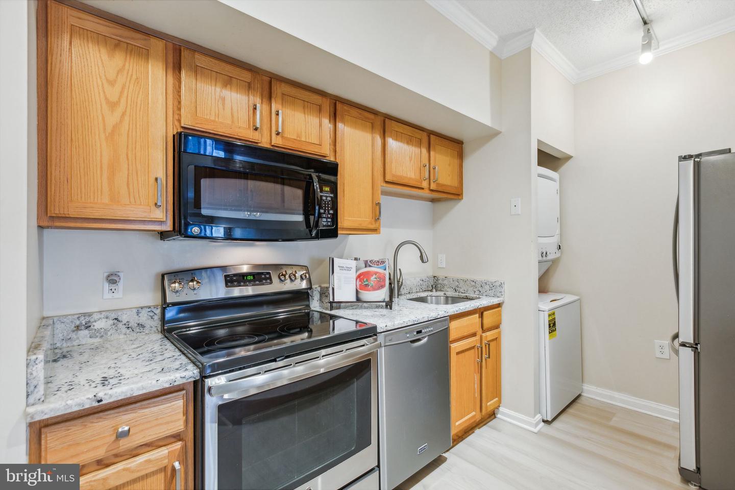 1211 S EADS ST #1211, ARLINGTON, Virginia 22202, 1 Bedroom Bedrooms, ,1 BathroomBathrooms,Residential,For sale,1211 S EADS ST #1211,VAAR2046506 MLS # VAAR2046506