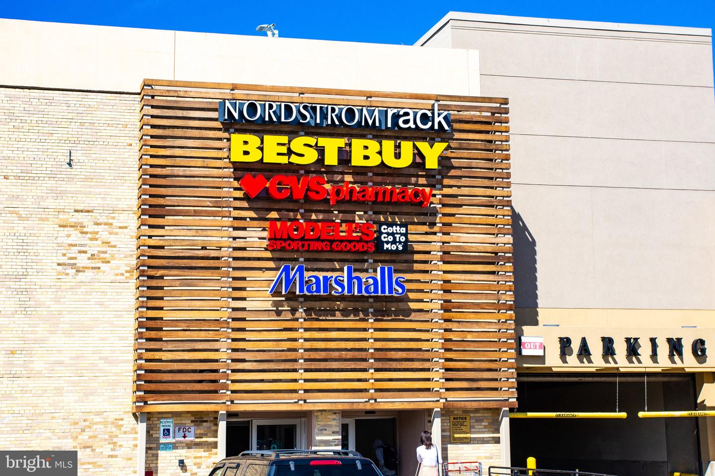 1300 CRYSTAL DR #901S, ARLINGTON, Virginia 22202, 2 Bedrooms Bedrooms, ,2 BathroomsBathrooms,Residential,For sale,1300 CRYSTAL DR #901S,VAAR2049854 MLS # VAAR2049854 1300 CRYSTAL DR #901S, ARLINGTON, Virginia 22202, 2 Bedrooms Bedrooms, ,2 BathroomsBathrooms,Residential,For sale,1300 CRYSTAL DR #901S,VAAR2049854 MLS # VAAR2049854