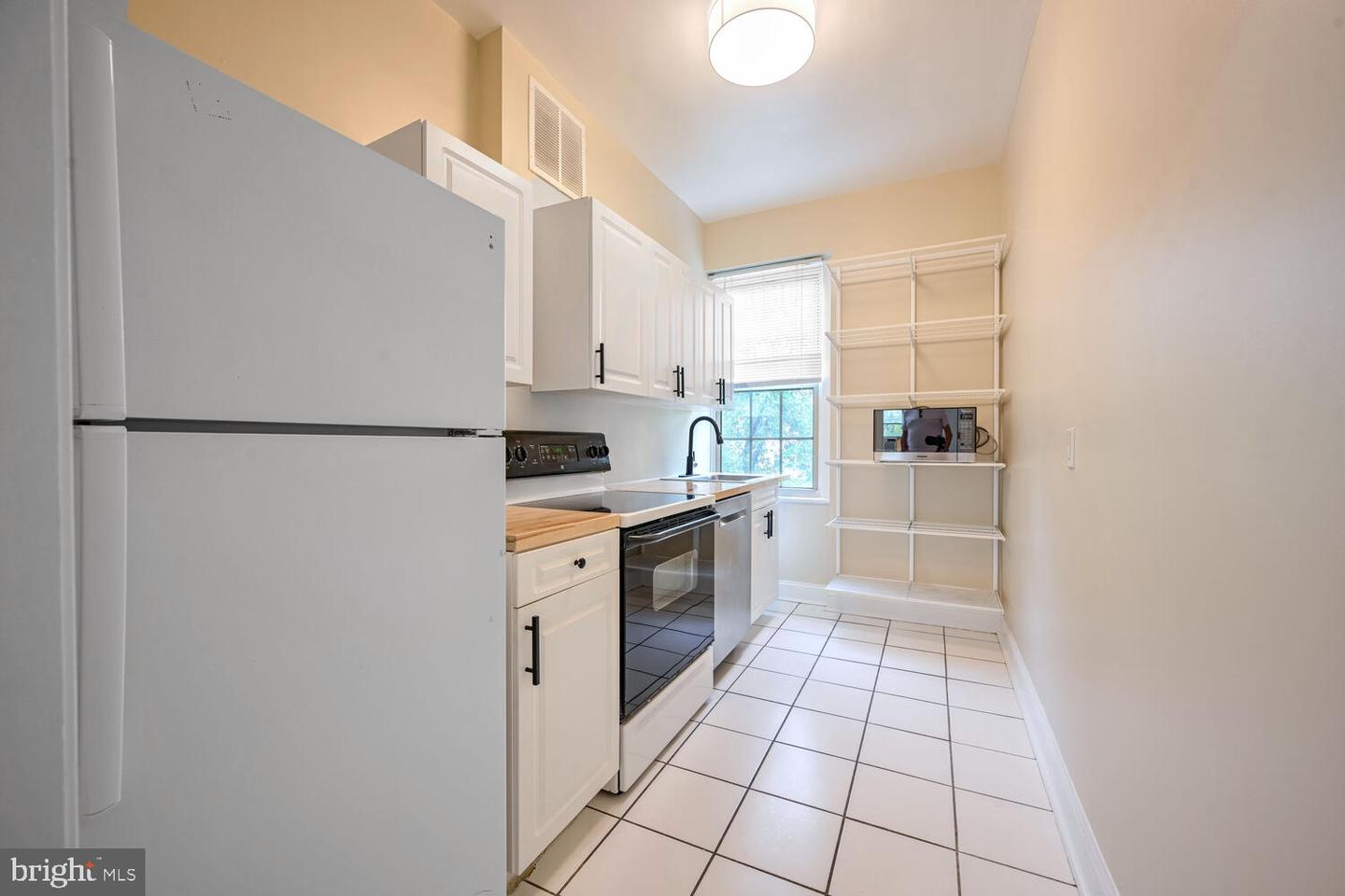 2854 CONNECTICUT AVE NW #40, WASHINGTON, District Of Columbia 20008, 2 Bedrooms Bedrooms, ,1 BathroomBathrooms,Residential,For sale,2854 CONNECTICUT AVE NW #40,DCDC2169388 MLS # DCDC2169388