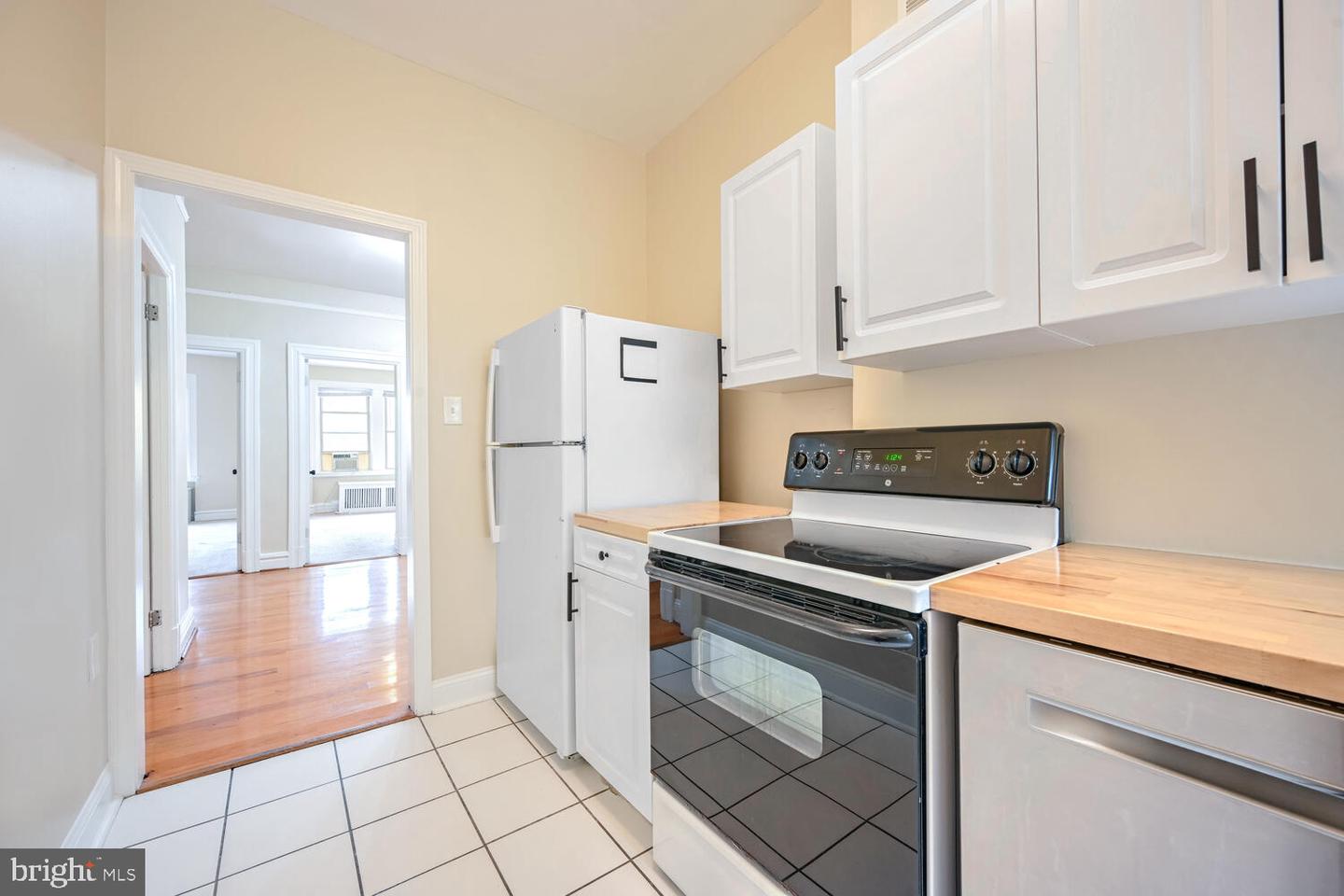 2854 CONNECTICUT AVE NW #40, WASHINGTON, District Of Columbia 20008, 2 Bedrooms Bedrooms, ,1 BathroomBathrooms,Residential,For sale,2854 CONNECTICUT AVE NW #40,DCDC2169388 MLS # DCDC2169388