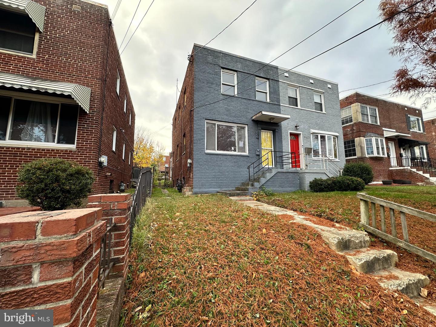 809 JEFFERSON ST NE, WASHINGTON, District Of Columbia 20011, 3 Bedrooms Bedrooms, ,1 BathroomBathrooms,Residential,For sale,809 JEFFERSON ST NE,DCDC2169402 MLS # DCDC2169402