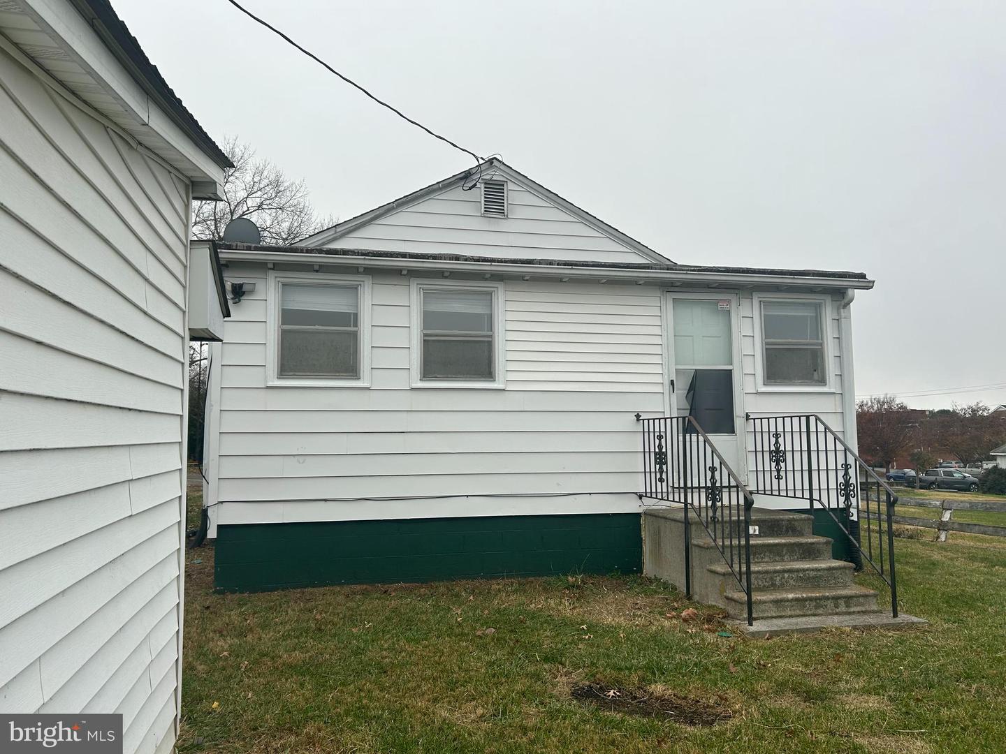 200 N MAIN ST, MADISON, Virginia 22727, 2 Bedrooms Bedrooms, ,1 BathroomBathrooms,Residential,For sale,200 N MAIN ST,VAMA2001966 MLS # VAMA2001966