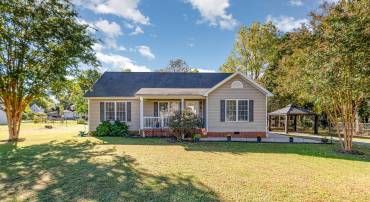 124 DORSEY LN, BOWLING GREEN, Virginia 22427, 3 Bedrooms Bedrooms, ,2 BathroomsBathrooms,Residential,For sale,124 DORSEY LN,VACV2007060 MLS # VACV2007060