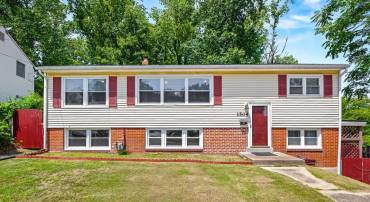 1504 AIDEN DR, WOODBRIDGE, Virginia 22191, 4 Bedrooms Bedrooms, ,2 BathroomsBathrooms,Residential,For sale,1504 AIDEN DR,VAPW2083438 MLS # VAPW2083438